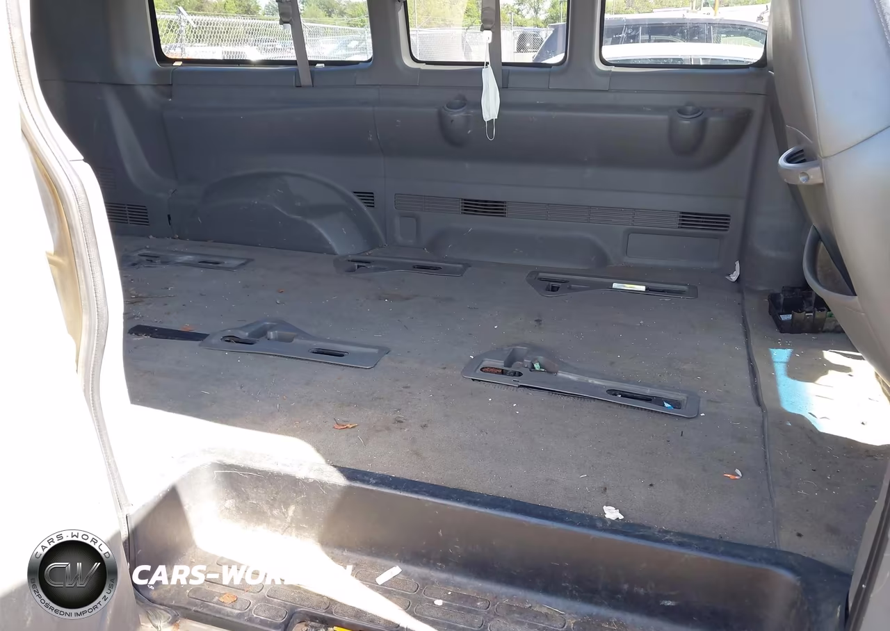 2003 Chevrolet Express Passenger VIN:1GAGG25U531120417 - 8