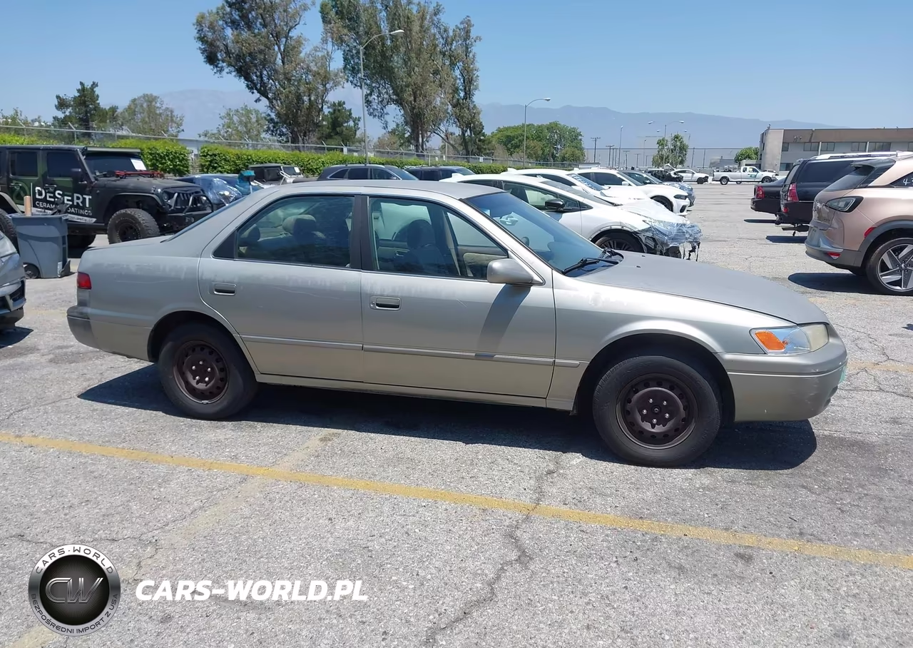 1998 Toyota Camry Le VIN:JT2BG22K7W0159260 - 13