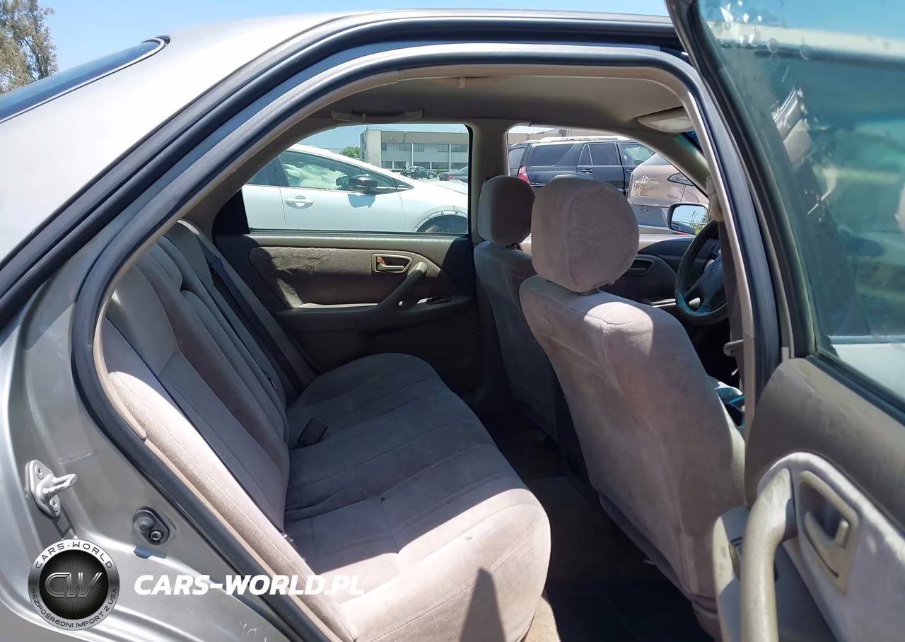 1998 Toyota Camry Le VIN:JT2BG22K7W0159260 - 8