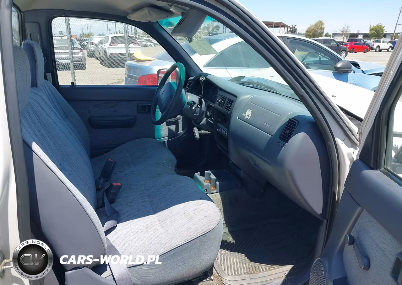 1999 Toyota Tacoma VIN:4TANL42N1XZ510193 - 5