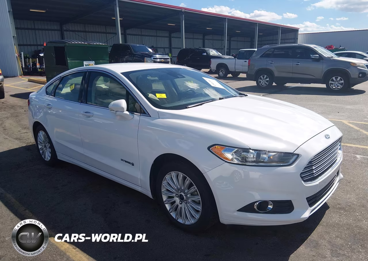 2013 Ford Fusion Hybrid Se – zdjęcie 1 z 16