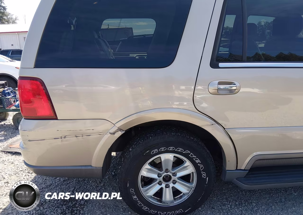 2004 Lincoln Navigator VIN:5LMFU28R04LJ43525 - 6