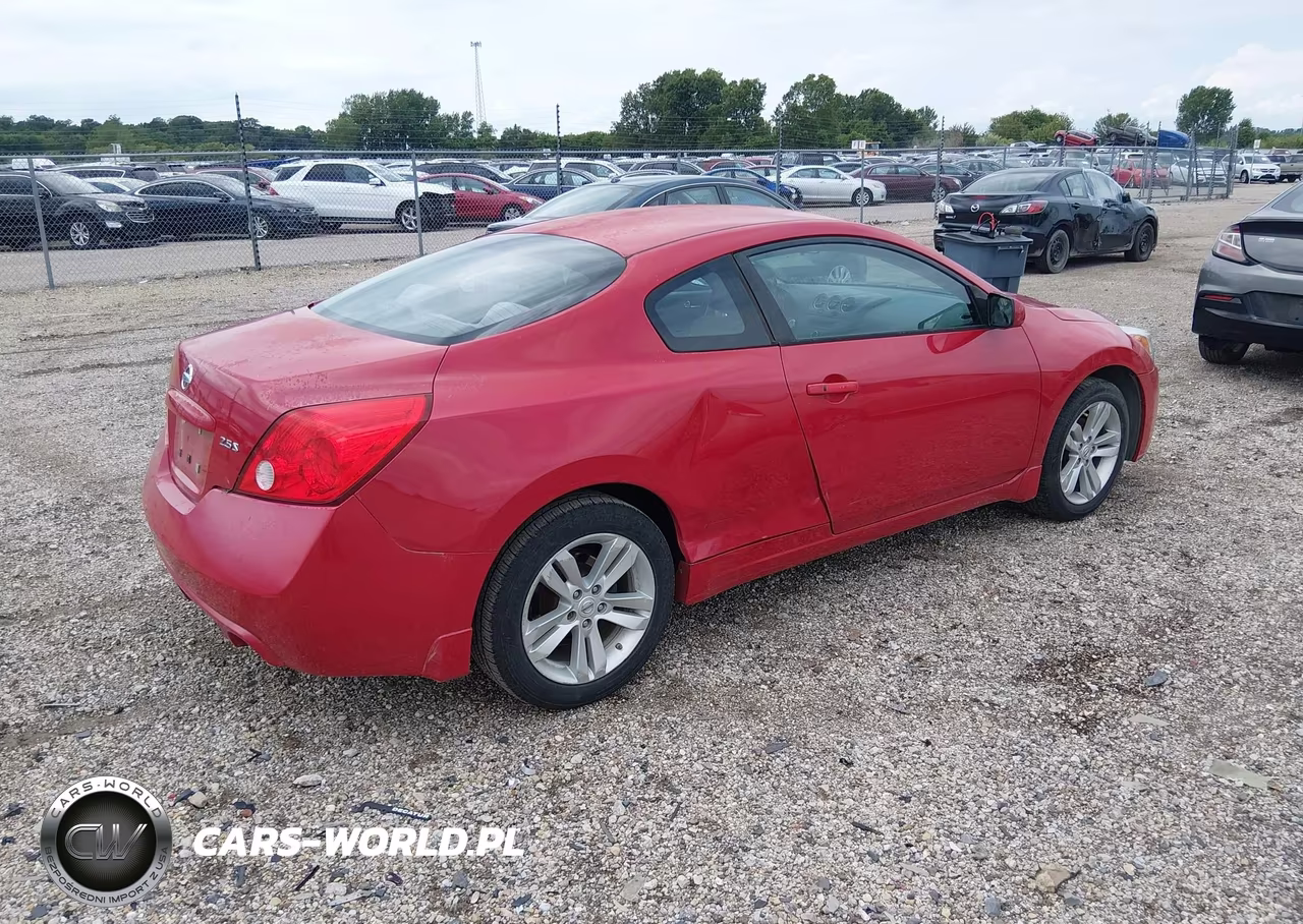 2011 Nissan Altima 2.5 S VIN:1N4AL2EP9BC137085 - 4