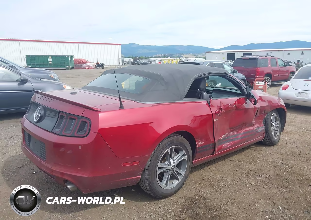 2014 Ford Mustang V6-V6 Premium VIN:1ZVBP8EM1E5238171 - 4