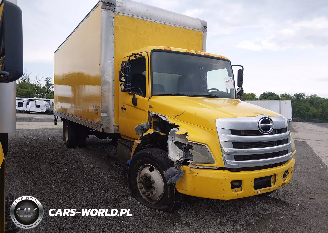 2015 Hino 258-268