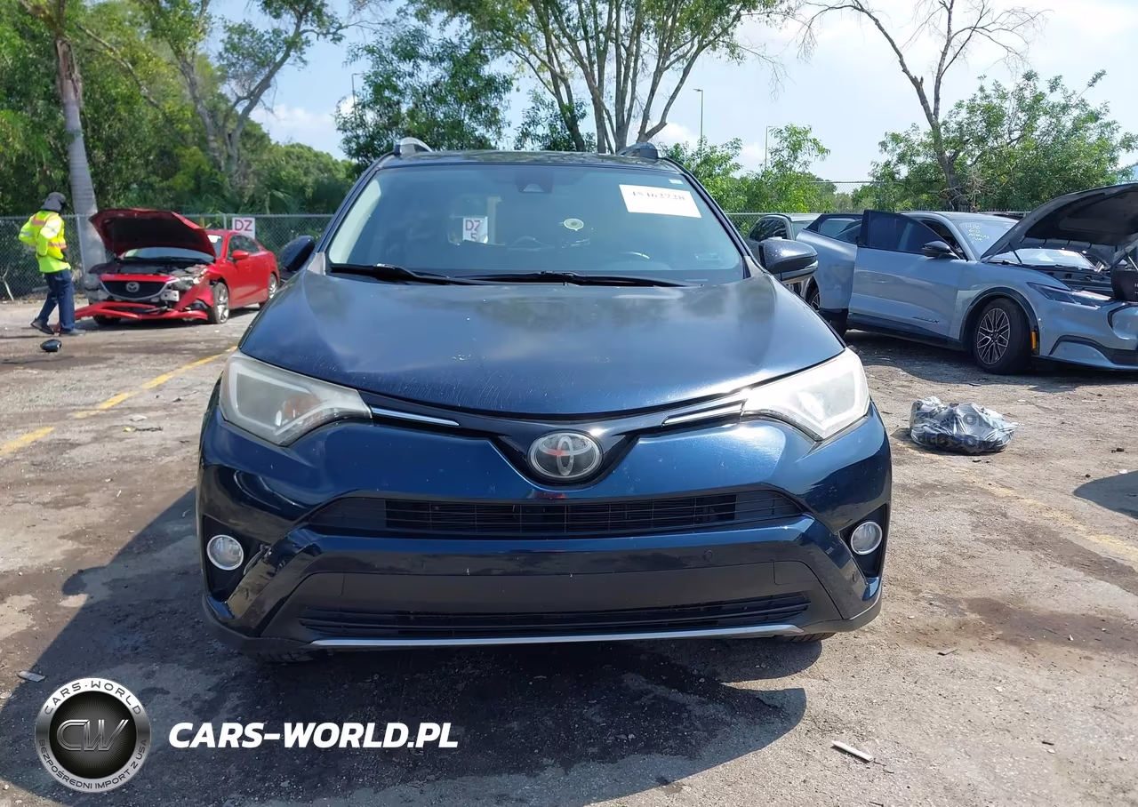 2018 Toyota Rav4 Xle VIN:JTMWFREV4JJ172528 - 12