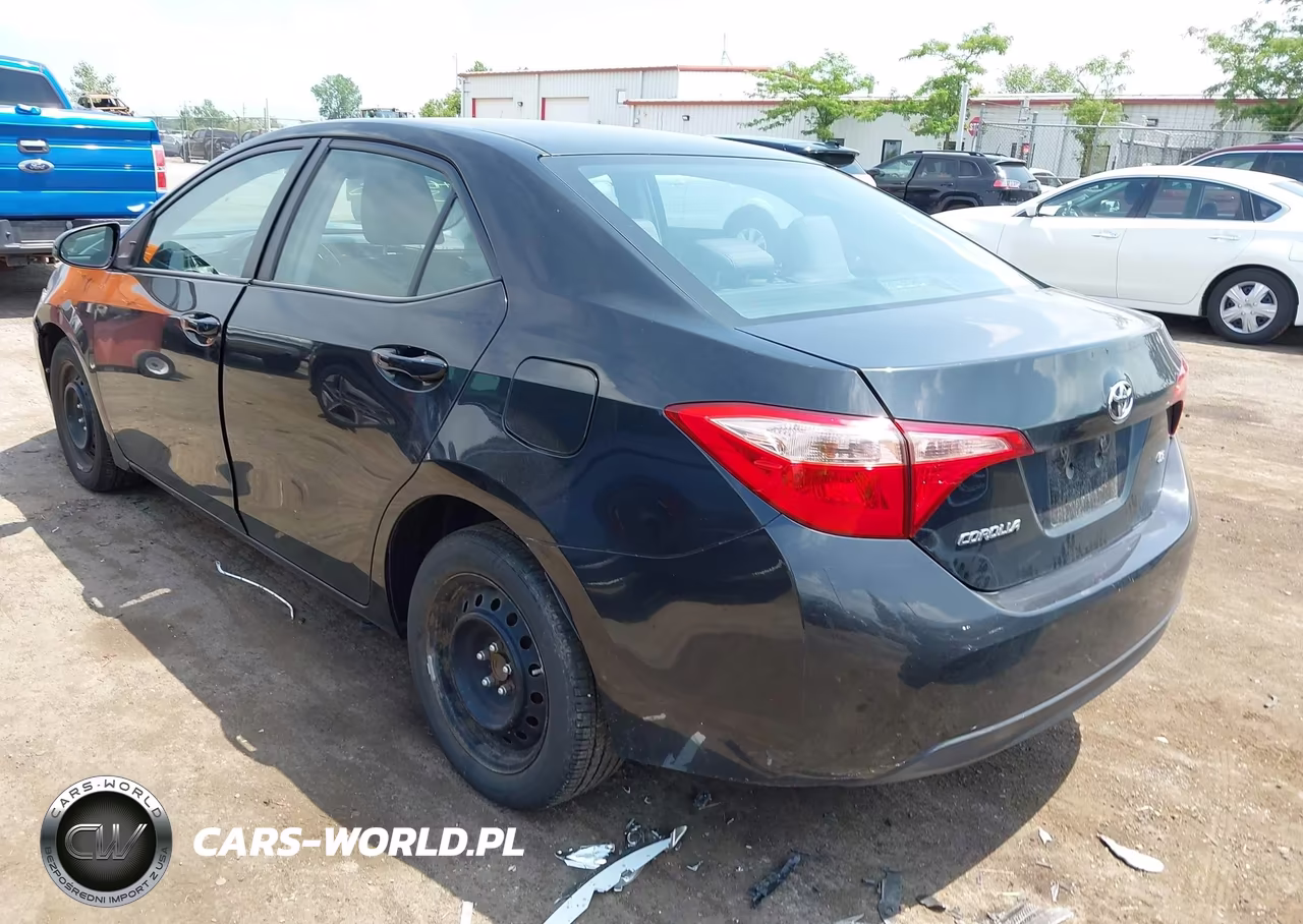 2017 Toyota Corolla Le VIN:2T1BURHE0HC926580 - 3