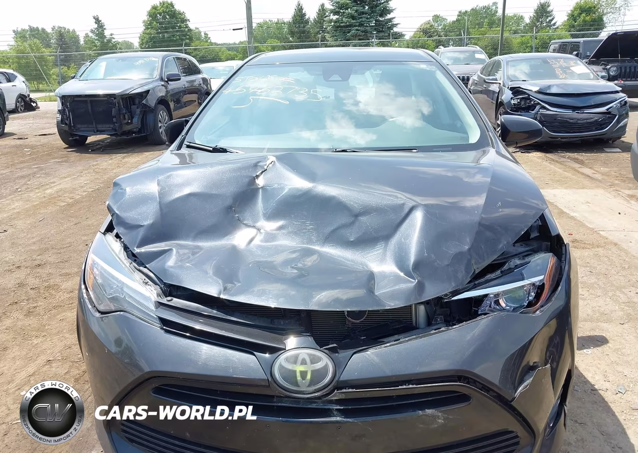 2017 Toyota Corolla Le VIN:2T1BURHE0HC926580 - 6