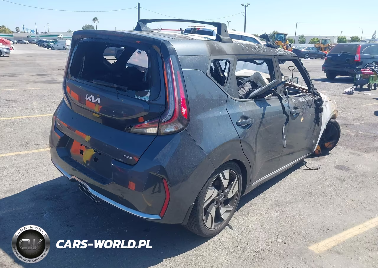 2023 Kia Soul Gt-Line VIN:KNDJ53AUXP7884622 - 4