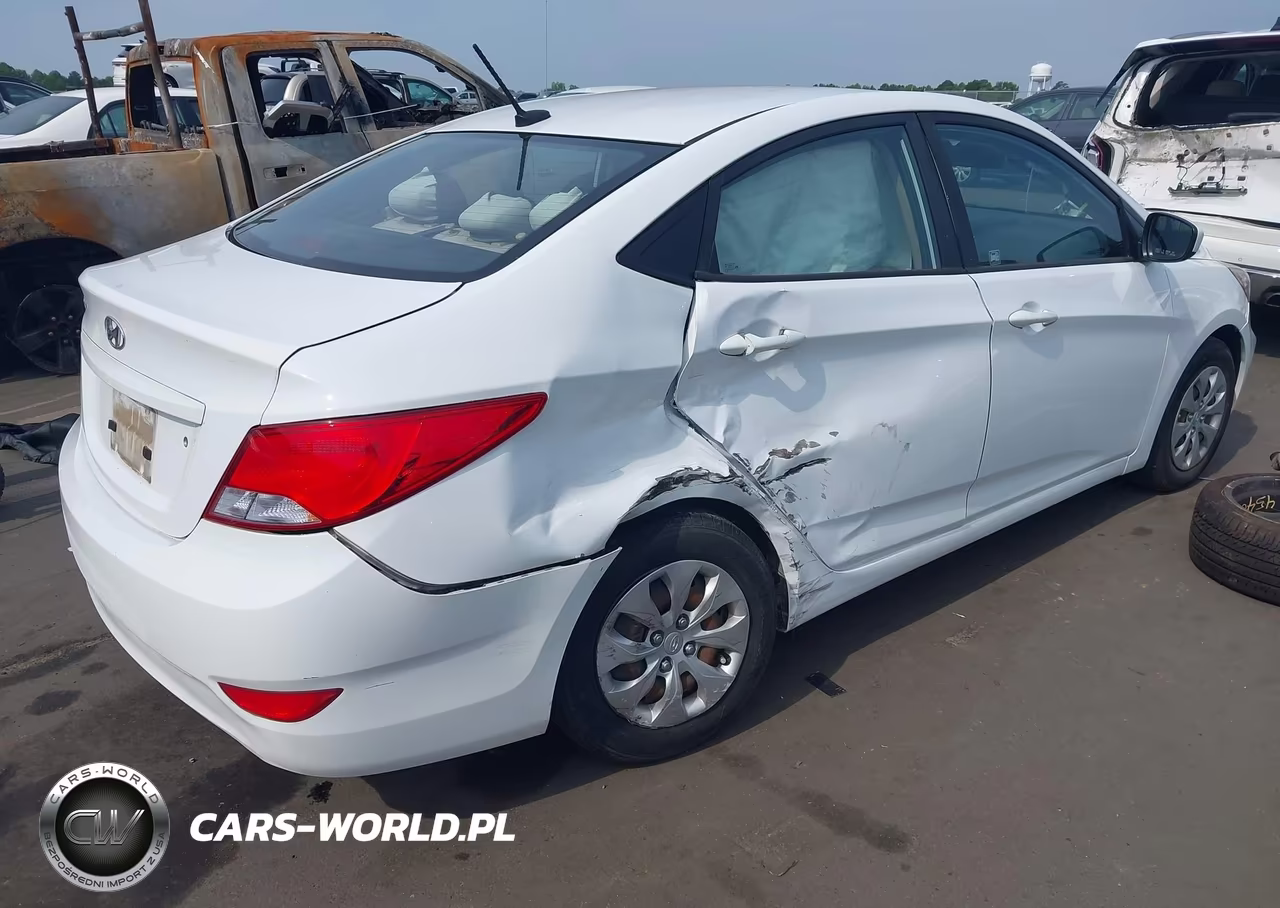 2017 Hyundai Accent Se VIN:KMHCT4AE9HU271435 - 4