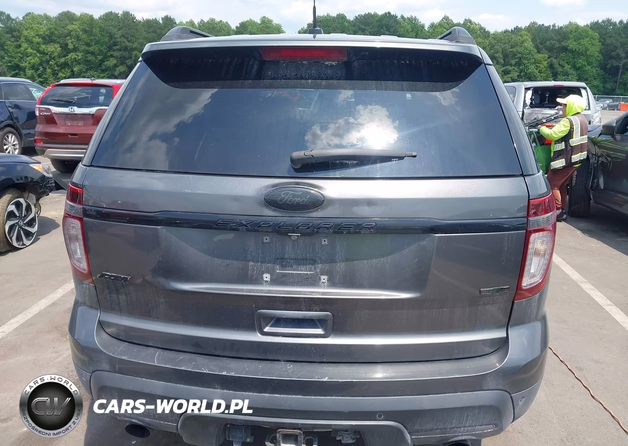 2015 Ford Explorer Sport VIN:1FM5K8GT8FGB21448 - 16