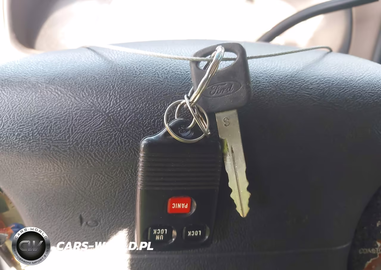 1997 Ford Explorer Eddie Bauer-Limited-Xlt VIN:1FMDU35P0VUD44307 - 11