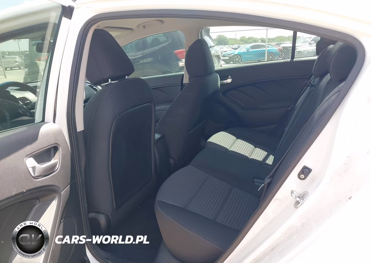 2017 Kia Forte Lx VIN:3KPFL4A75HE132744 - 8