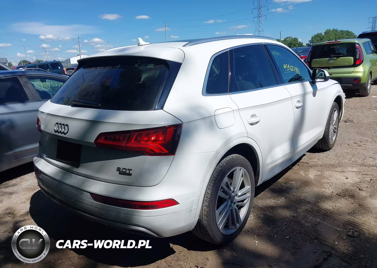 2018 Audi Q5 2.0T Premium-2.0T Tech Premium VIN:WA1BNAFY8J2234366 - 4