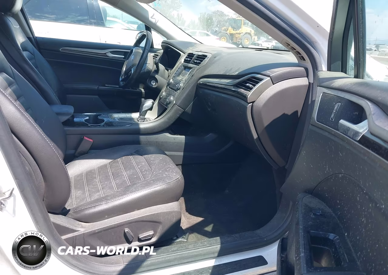 2015 Ford Fusion Se VIN:1FA6P0HD4F5126456 - 5