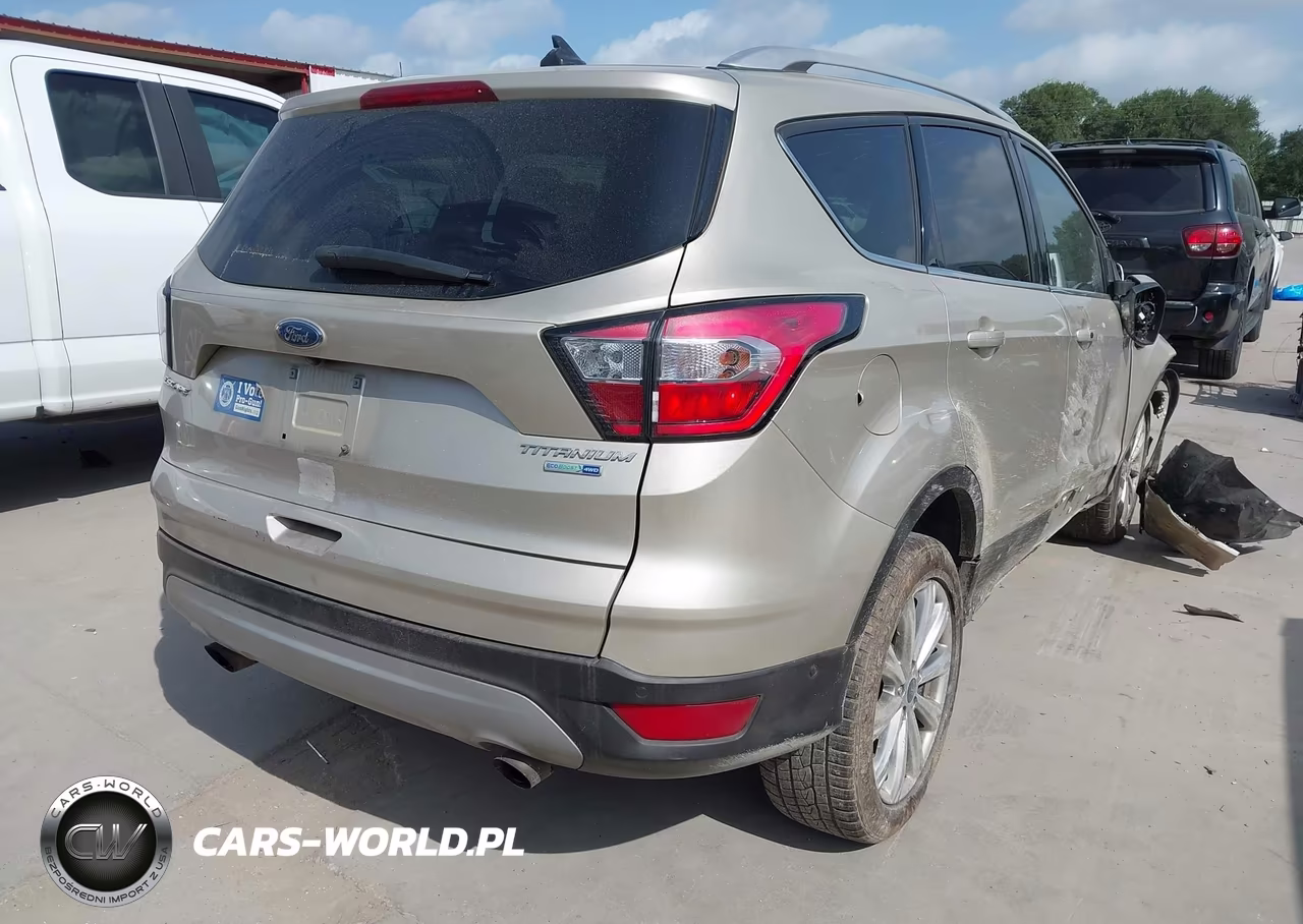 2018 Ford Escape Titanium VIN:1FMCU9J97JUA97254 - 4