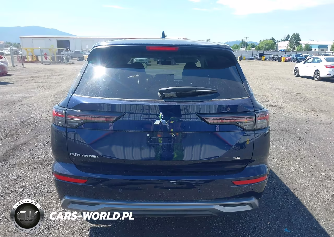 2026 Mitsubishi Outlander Le 2.5 2Wd-Se 2.5 2Wd VIN:JA4J3VAB2TZ044035 - 17
