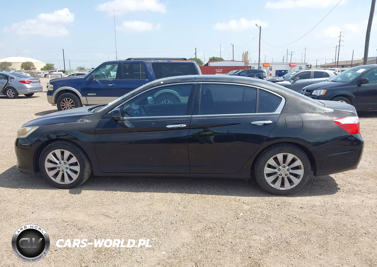 2013 Honda Accord Touring VIN:1HGCR3F96DA026260 - 14