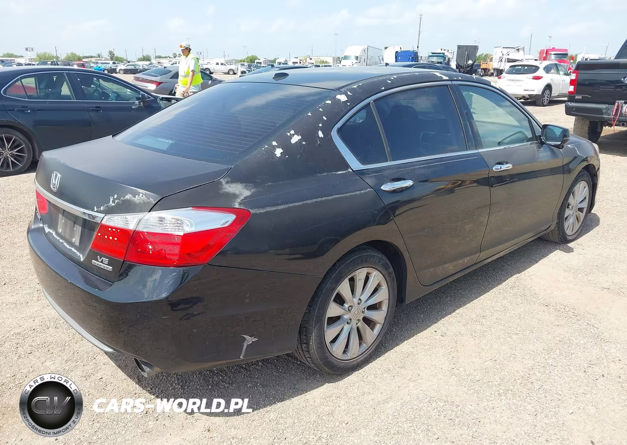 2013 Honda Accord Touring VIN:1HGCR3F96DA026260 - 4