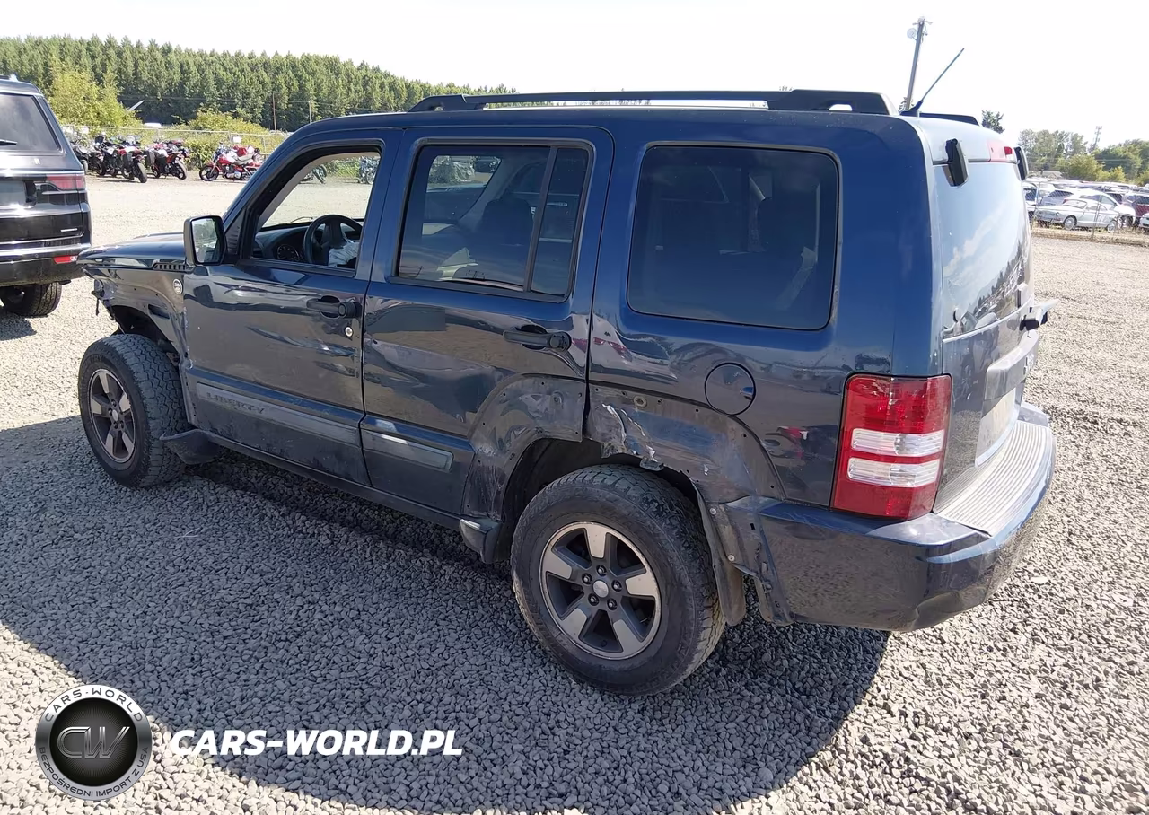 2008 Jeep Liberty Sport VIN:1J8GN28K38W169948 - 3