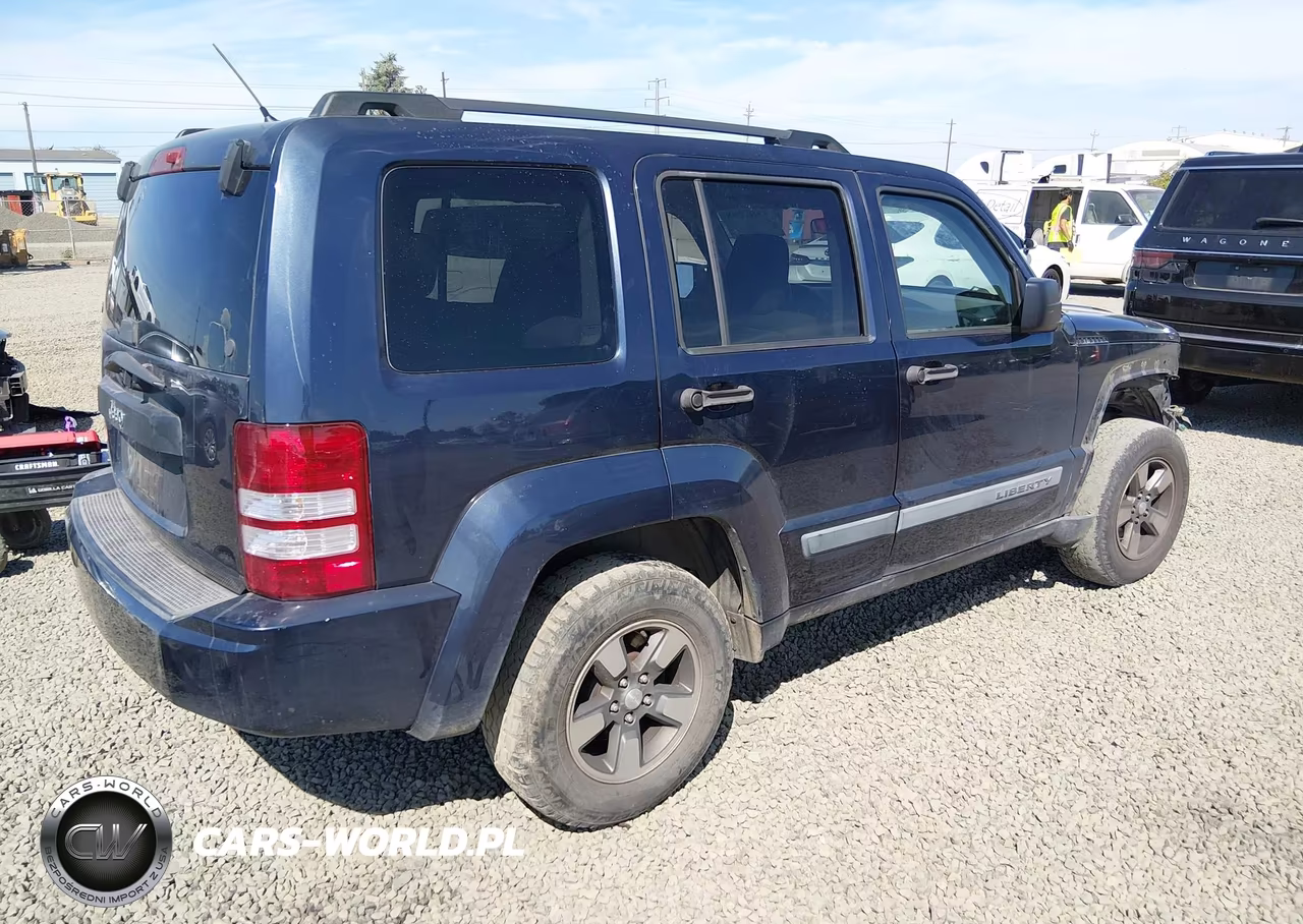 2008 Jeep Liberty Sport VIN:1J8GN28K38W169948 - 4