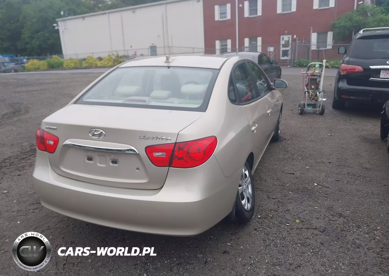 2010 Hyundai Elantra Gls VIN:KMHDU4AD3AU162922 - 4