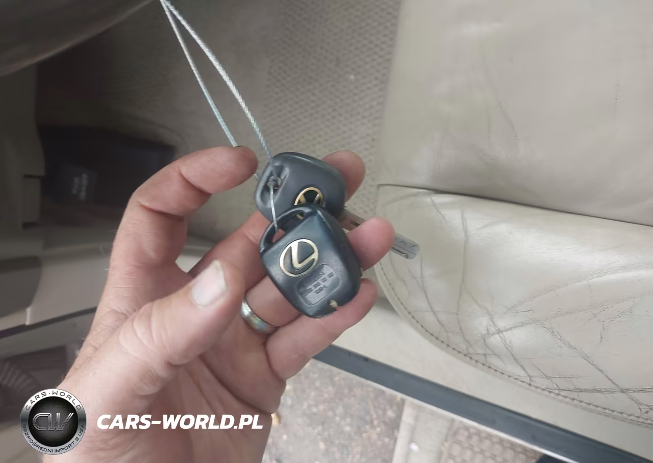 1999 Lexus Rx 300 VIN:JT6HF10U9X0066090 - 11