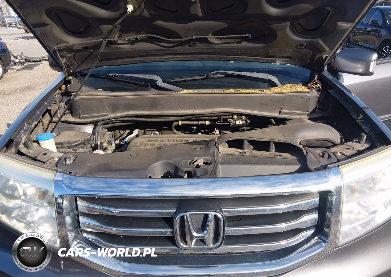 2015 Honda Pilot Touring VIN:5FNYF4H94FB028762 - 10