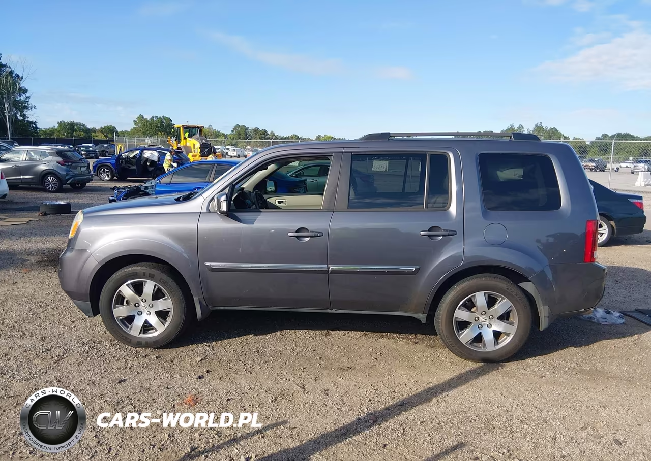 2015 Honda Pilot Touring VIN:5FNYF4H94FB028762 - 14