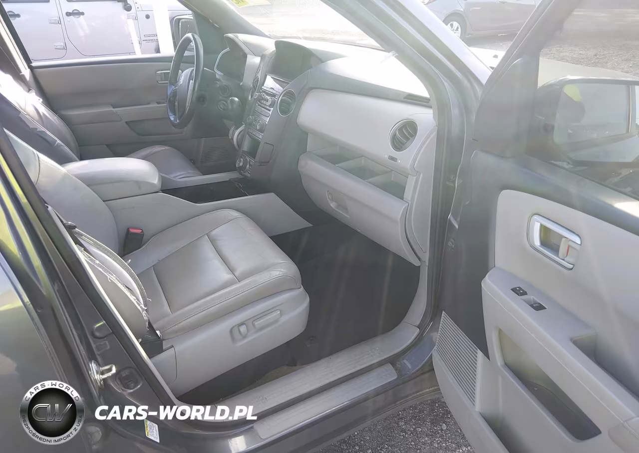 2015 Honda Pilot Touring VIN:5FNYF4H94FB028762 - 5