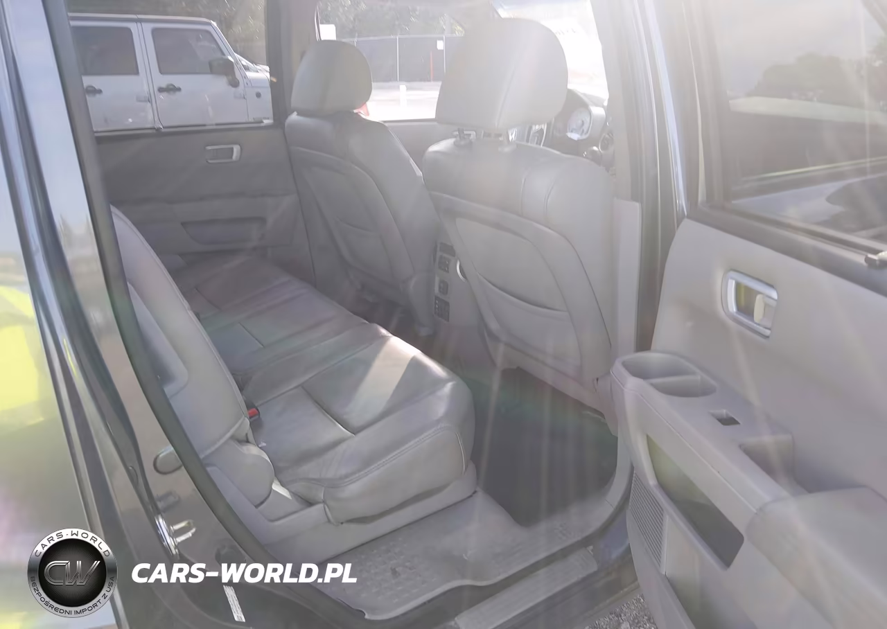 2015 Honda Pilot Touring VIN:5FNYF4H94FB028762 - 8