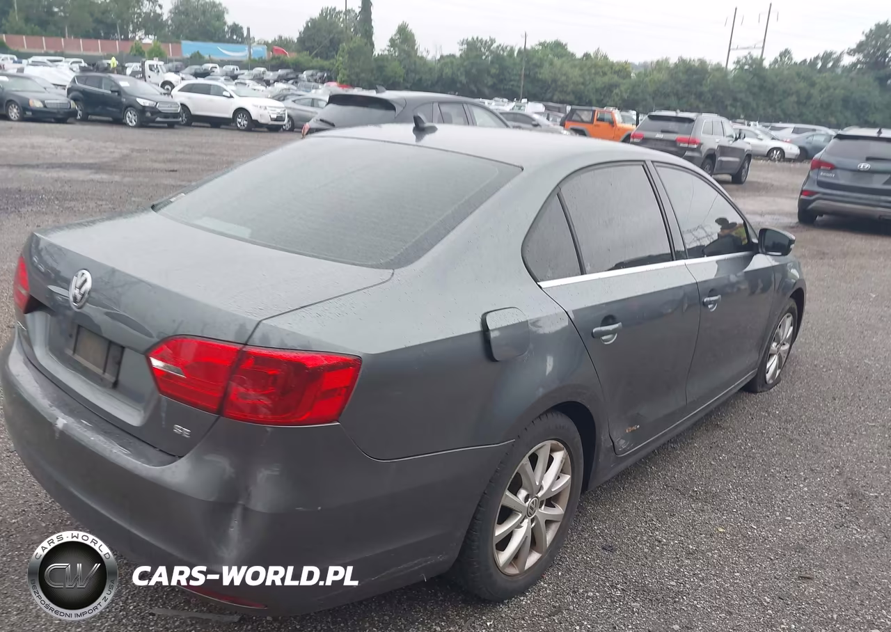 2014 Volkswagen Jetta 1.8T Se VIN:3VWD17AJ4EM373414 - 4