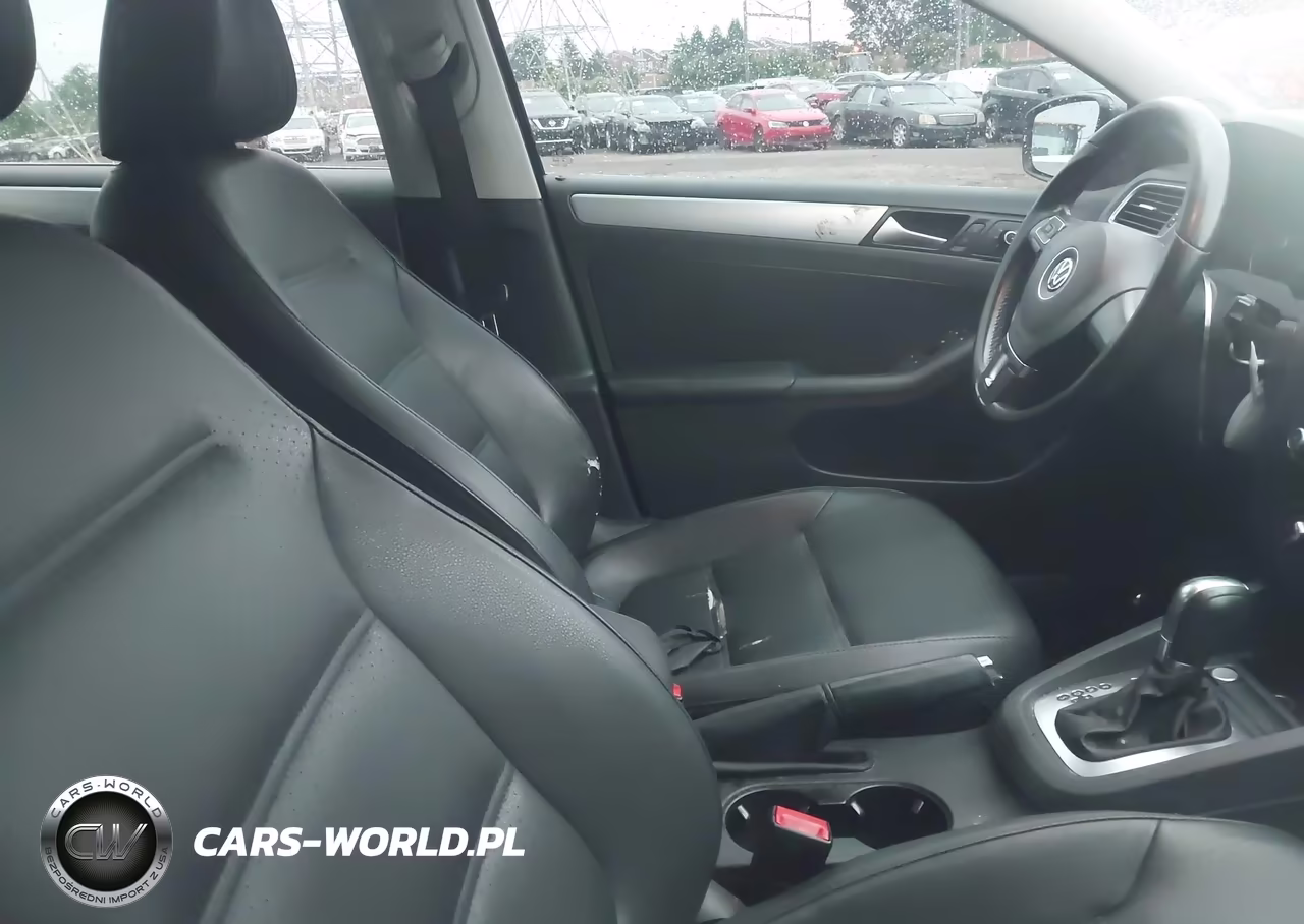2014 Volkswagen Jetta 1.8T Se VIN:3VWD17AJ4EM373414 - 5