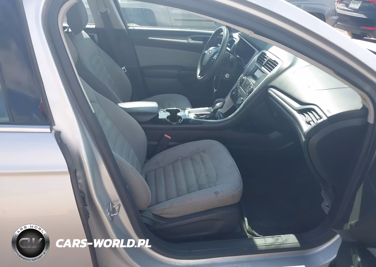 2014 Ford Fusion S VIN:3FA6P0G72ER244013 - 5