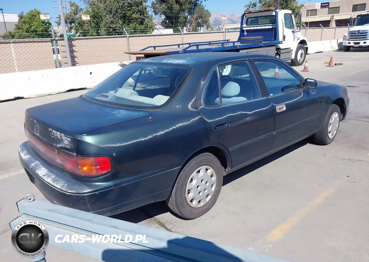 1994 Toyota Camry Le VIN:JT2SK12E5R0200296 - 4