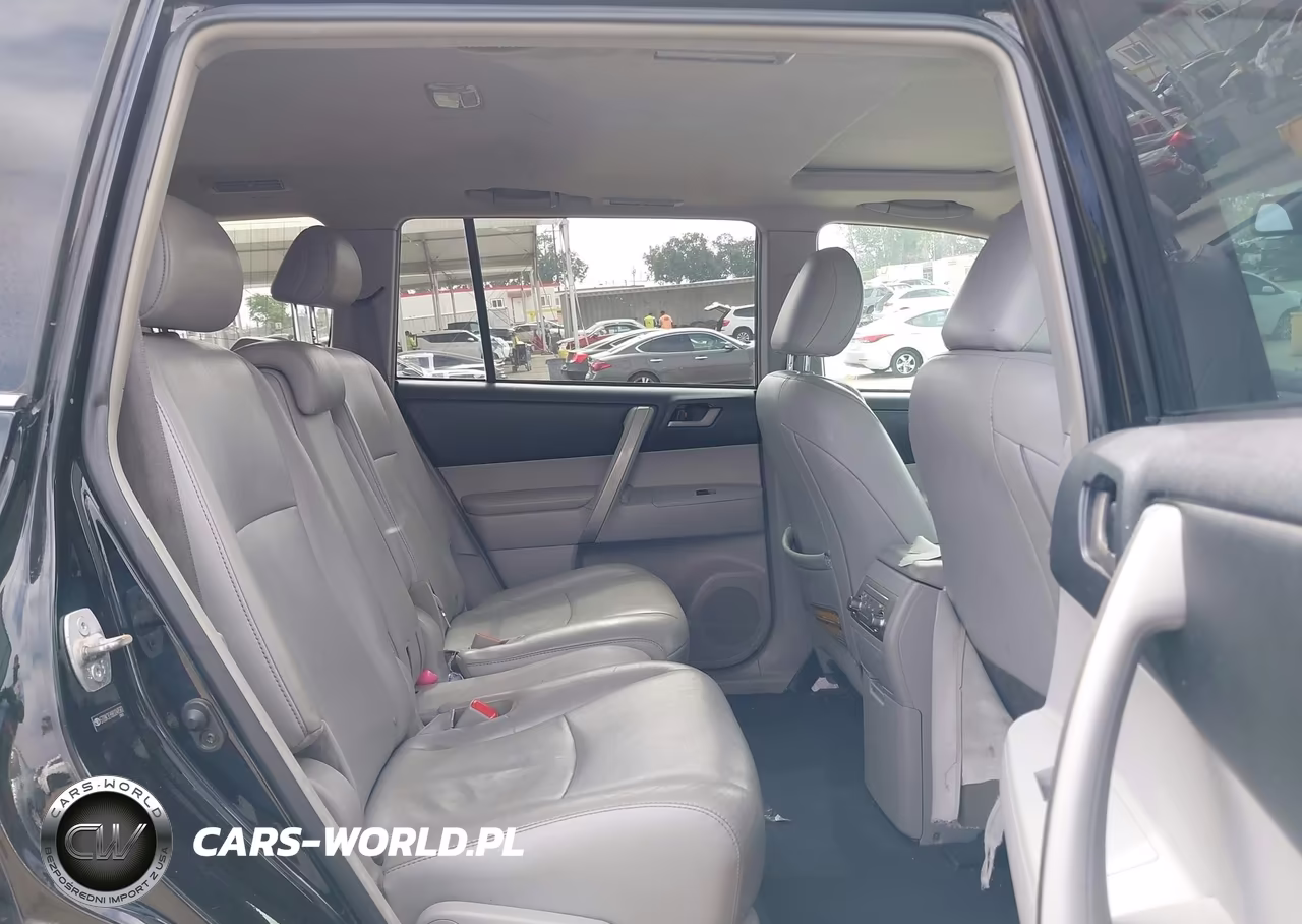 2011 Toyota Highlander Se V6 VIN:5TDBK3EH9BS048583 - 8