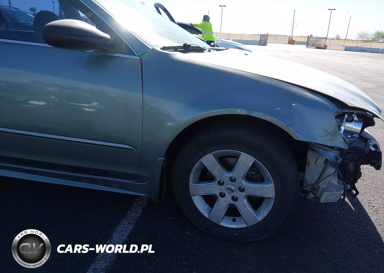 2003 Nissan Altima 2.5 S VIN:1N4AL11DX3C265813 - 6