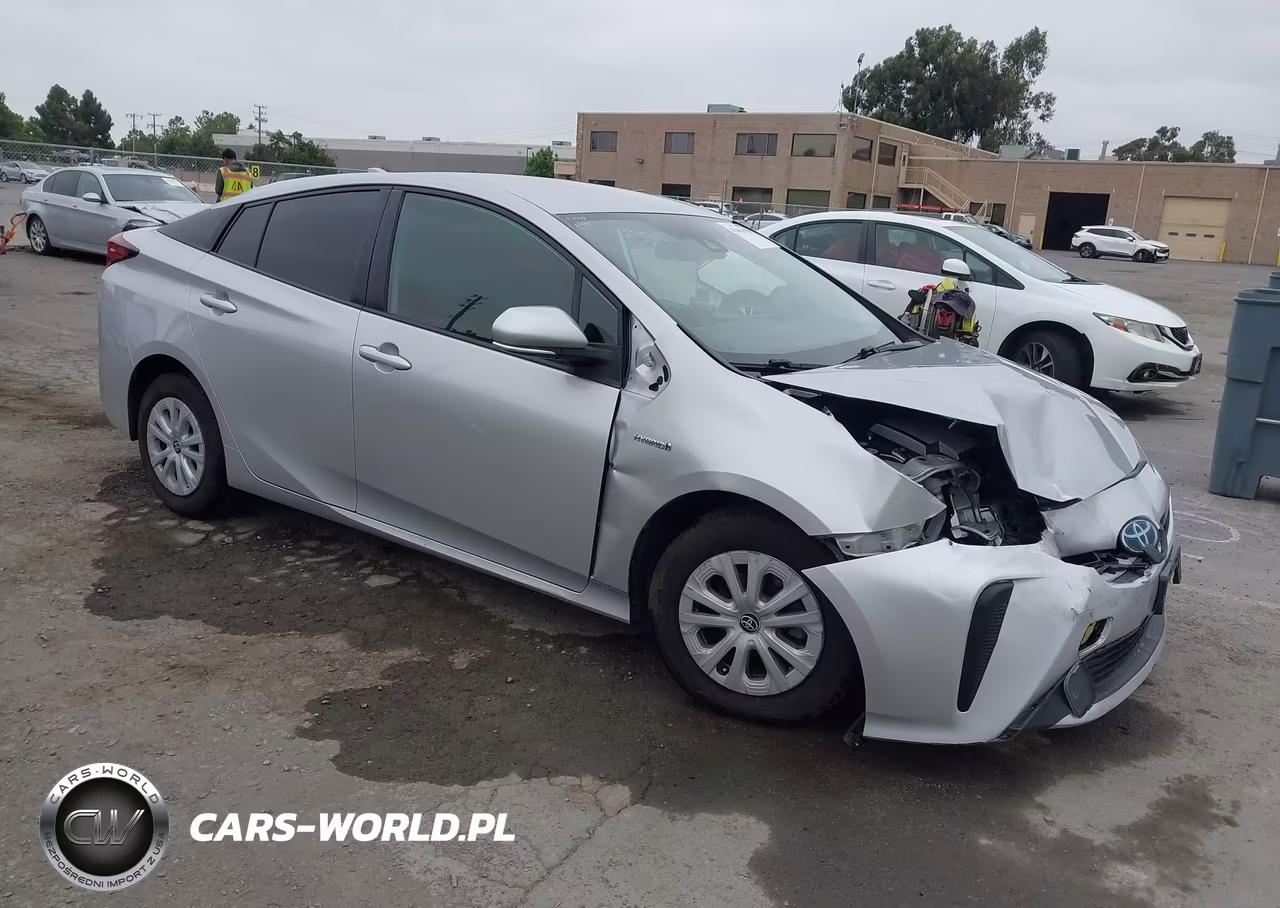 2019 Toyota Prius L Eco – zdjęcie 1 z 17