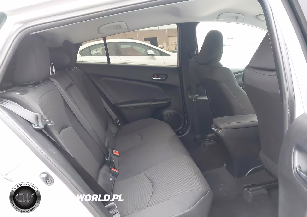 2019 Toyota Prius L Eco VIN:JTDKARFU0K3084200 - 8