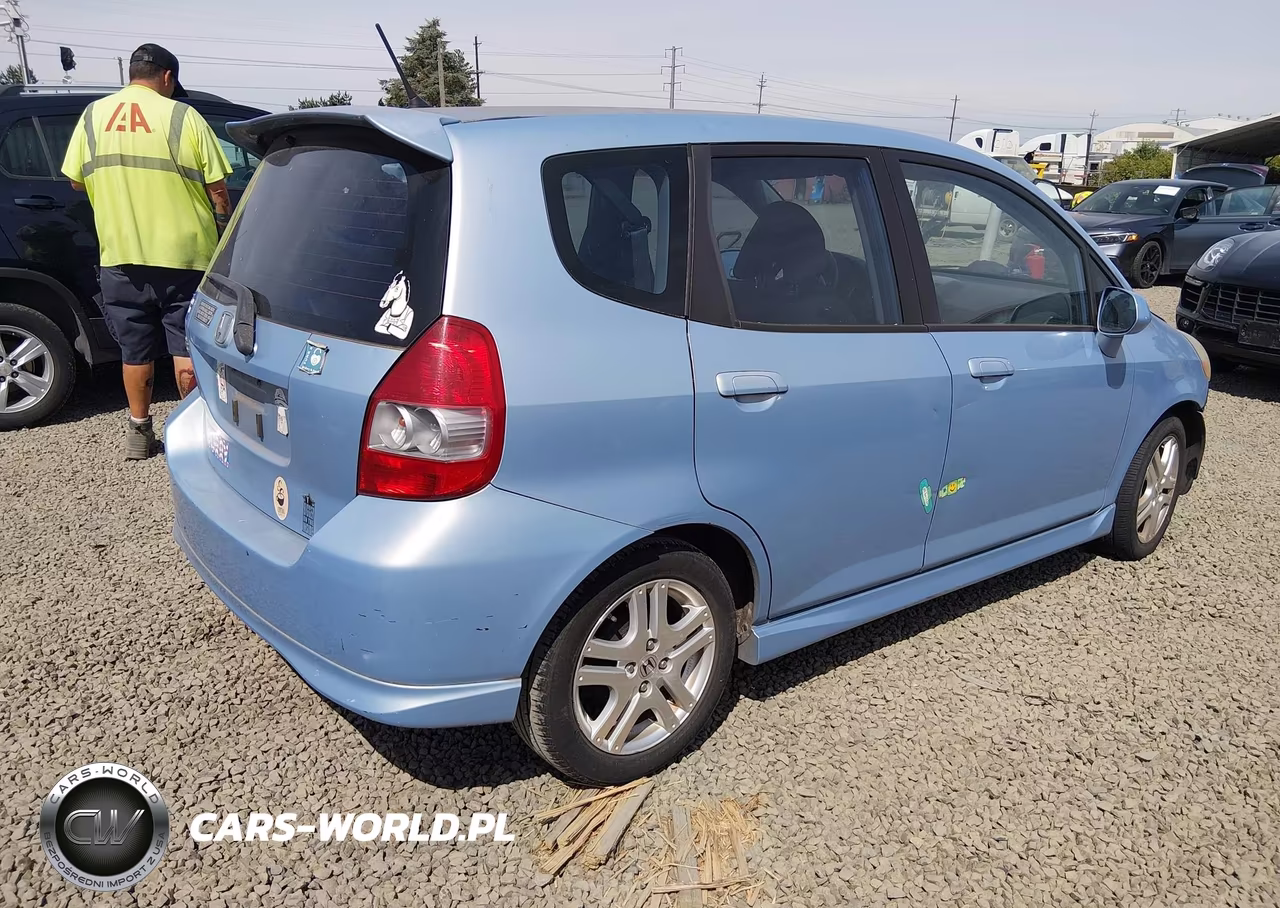 2008 Honda Fit Sport VIN:JHMGD38618S010080 - 4