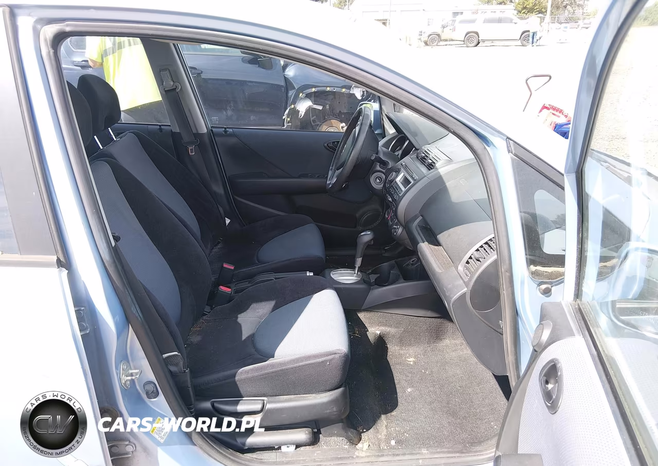 2008 Honda Fit Sport VIN:JHMGD38618S010080 - 5