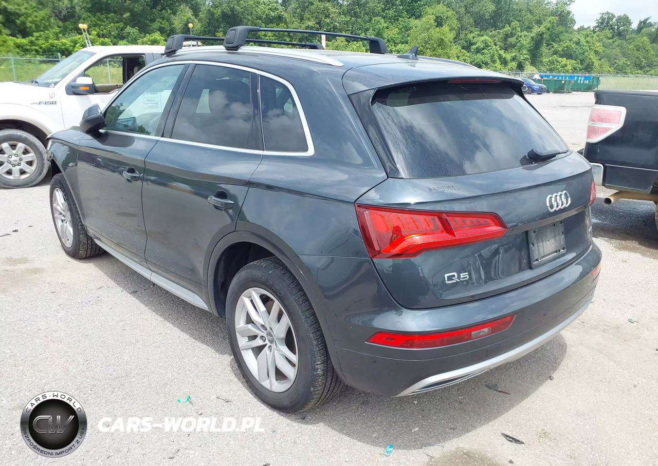 2020 Audi Q5 Premium 45 Tfsi Quattro S Tronic-Titanium Premium 45 Tfsi Quattro S Tronic VIN:WA1ANAFY0L2031695 - 3