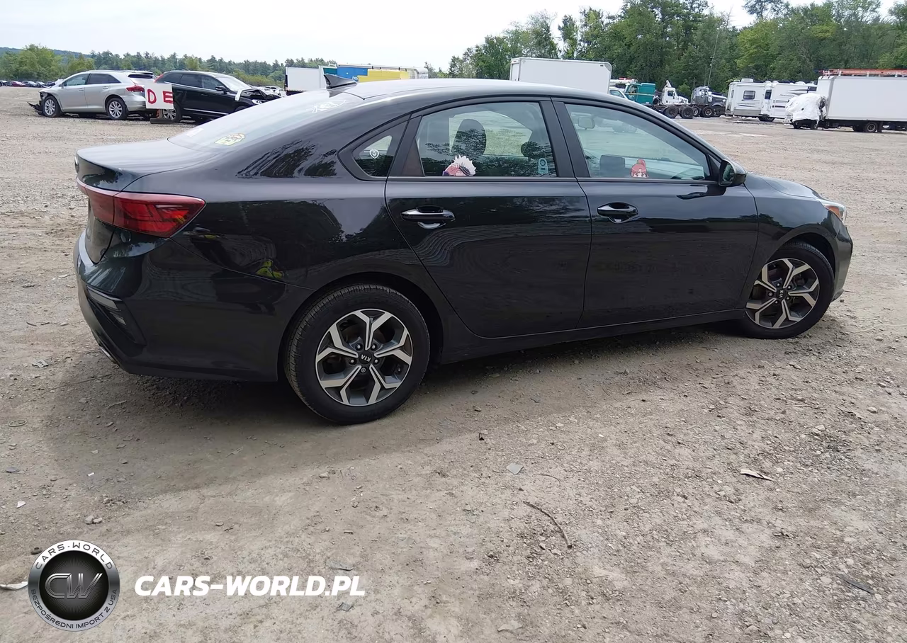 2021 Kia Forte Lxs VIN:3KPF24AD5ME313149 - 4