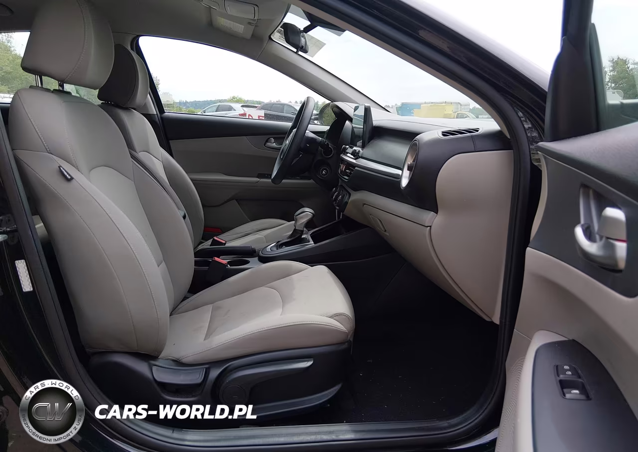 2021 Kia Forte Lxs VIN:3KPF24AD5ME313149 - 5