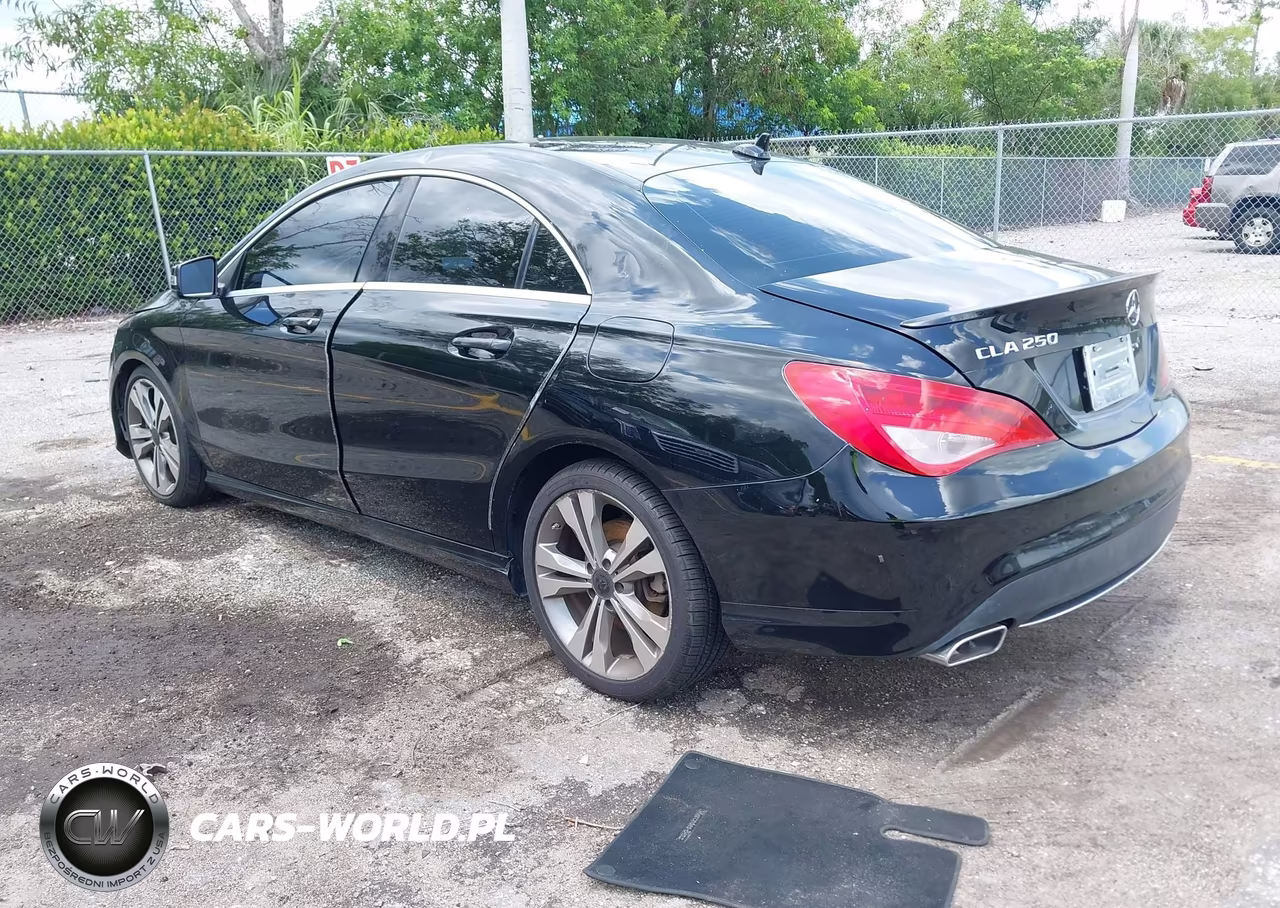 2015 Mercedes-Benz Cla 250 VIN:WDDSJ4EB2FN221043 - 3