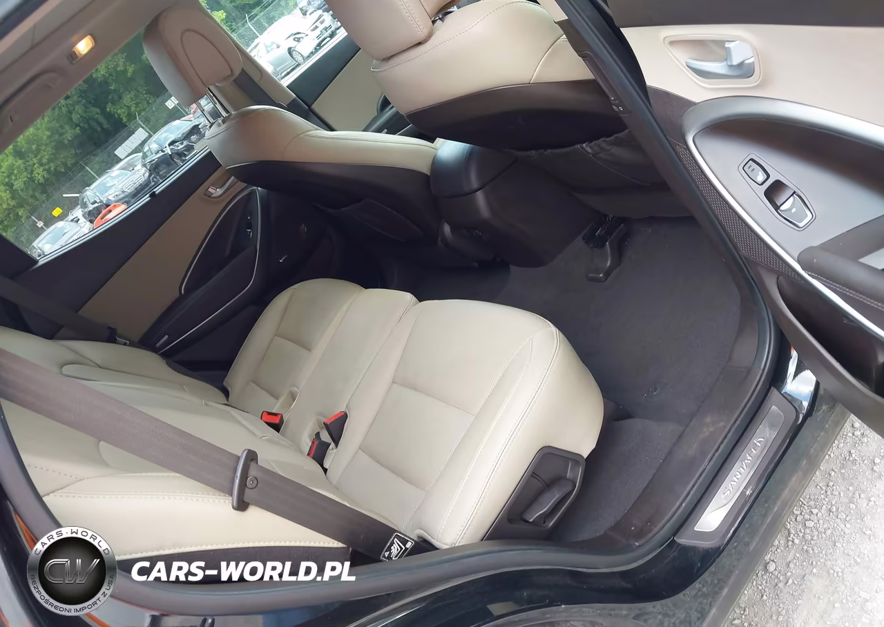 2017 Hyundai Santa Fe Sport 2.4L VIN:5NMZUDLB1HH050448 - 8