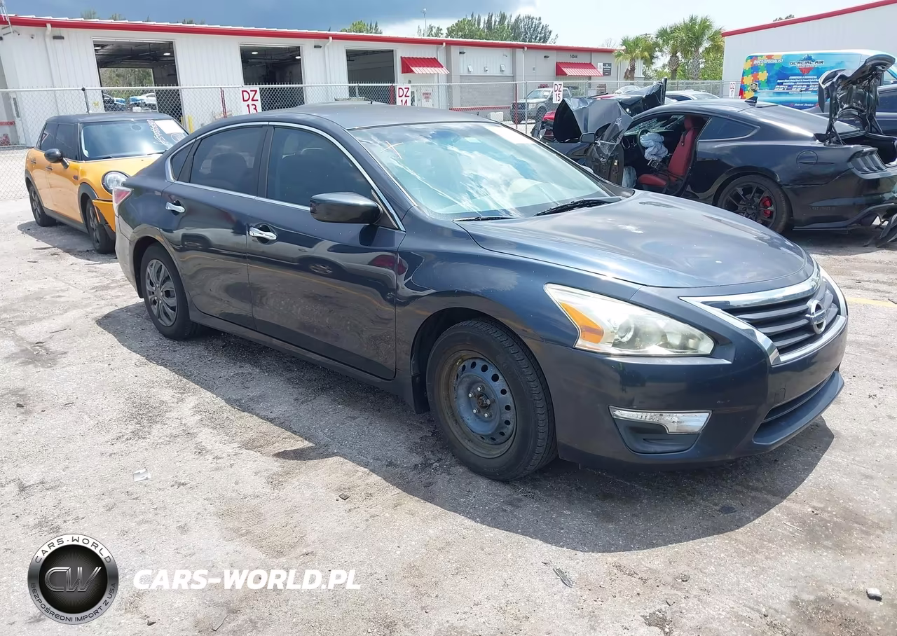 2014 Nissan Altima 2.5 S – zdjęcie 1 z 16