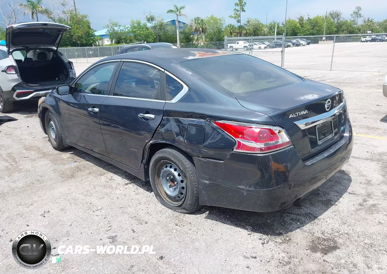 2014 Nissan Altima 2.5 S VIN:1N4AL3AP9EC177795 - 3