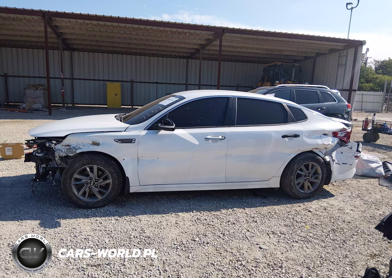 2020 Kia Optima Lx VIN:5XXGT4L33LG427257 - 14
