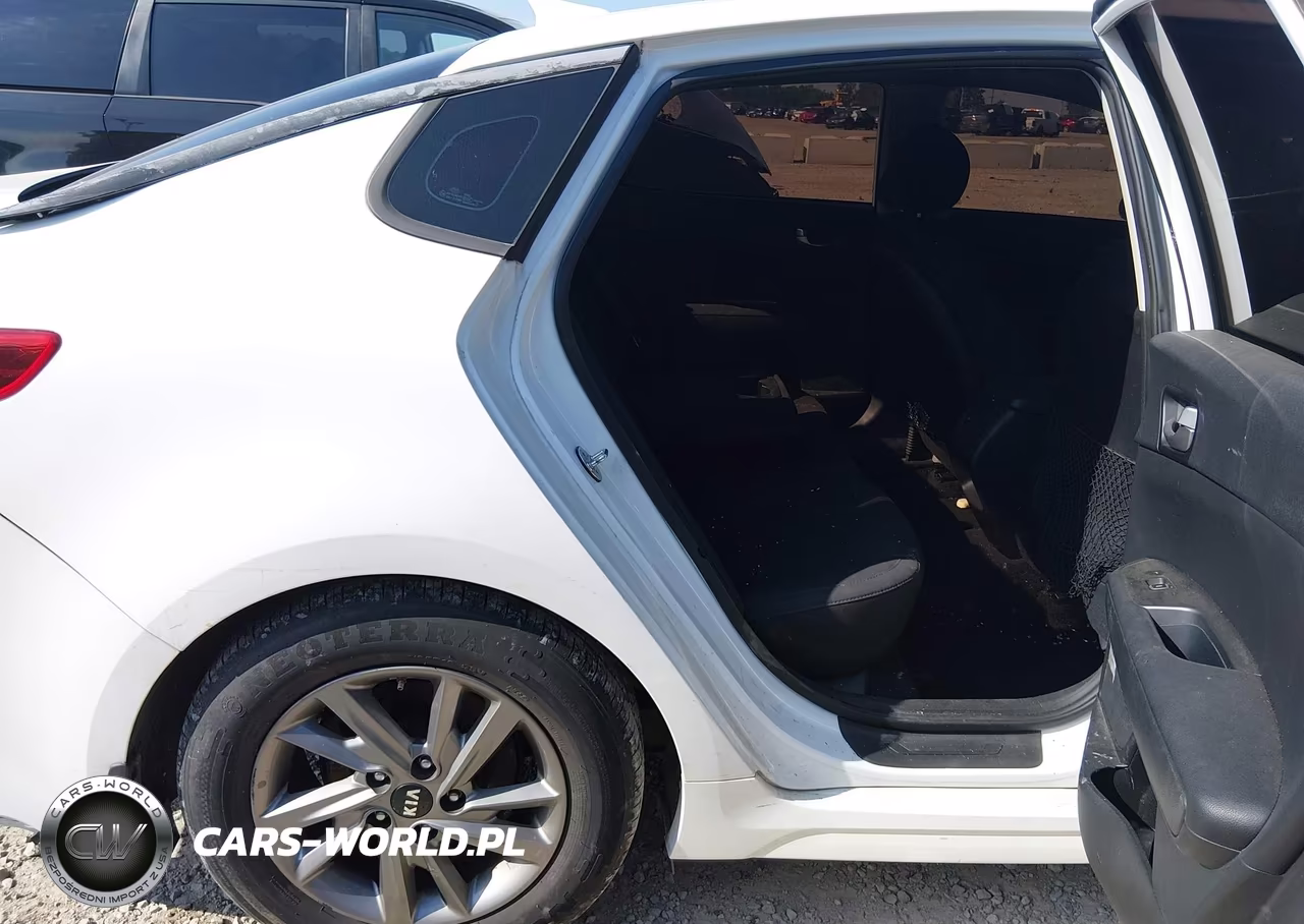 2020 Kia Optima Lx VIN:5XXGT4L33LG427257 - 8